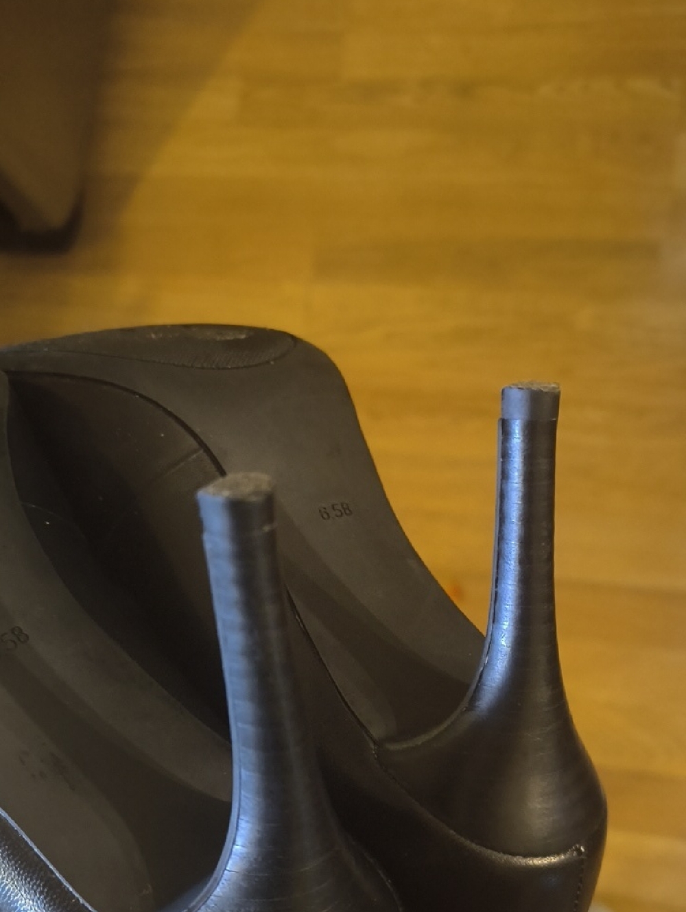 Ralph Lauren Heels - Picture 4 of 6